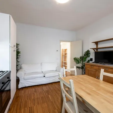 Quiet Bilo In Naviglio District - B Διαμέρισμα Μιλάνο